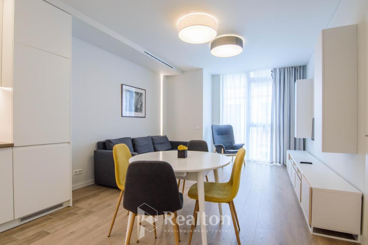 Happy Inn Egle, Self Check-In-24-7, A-C, Parking-In-The-Underground-Garage VNO Dış mekan fotoğraf